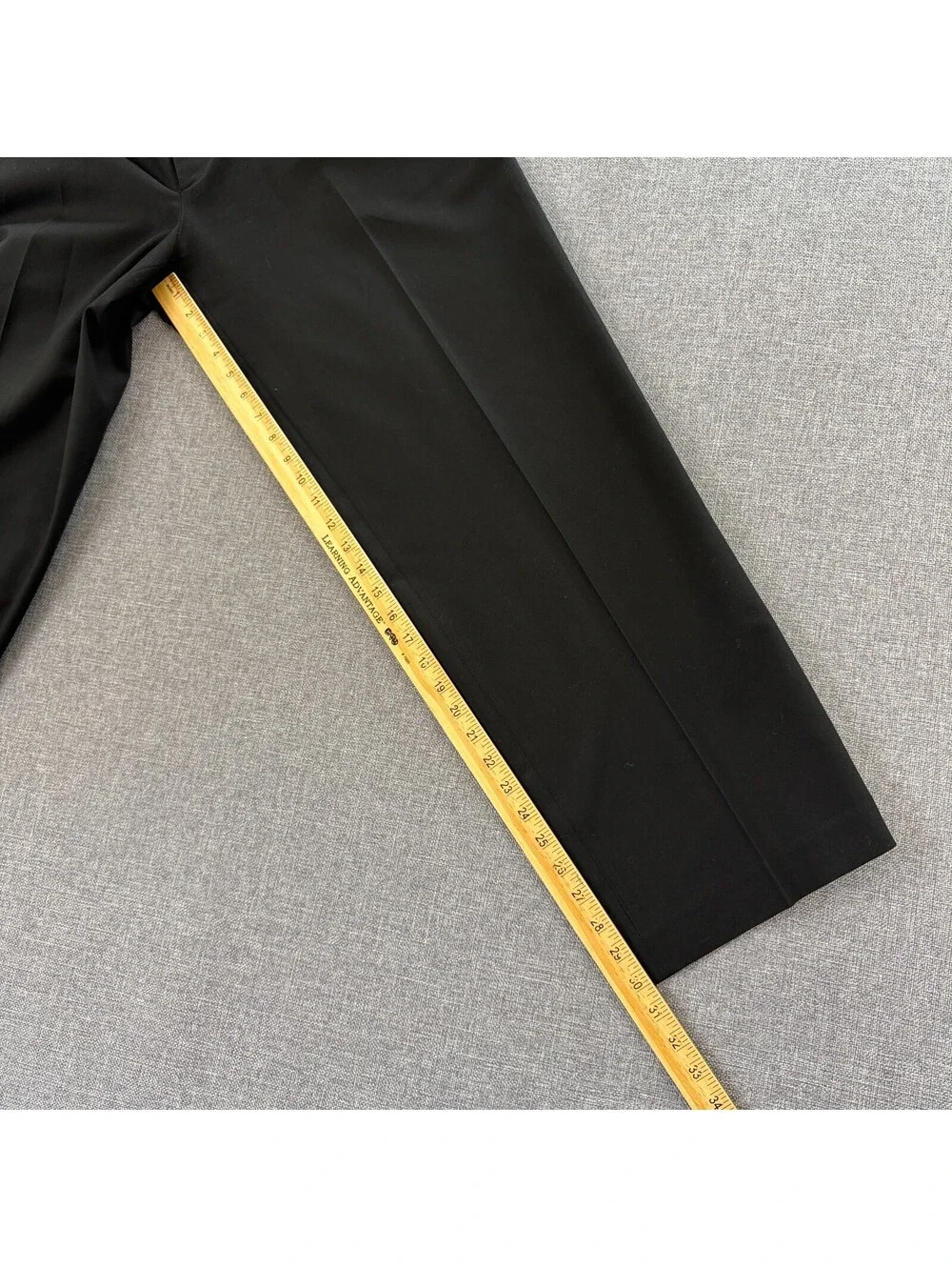 Van Heusen Dress Pants Mens 36x30 Black Flat Front Slacks Classic